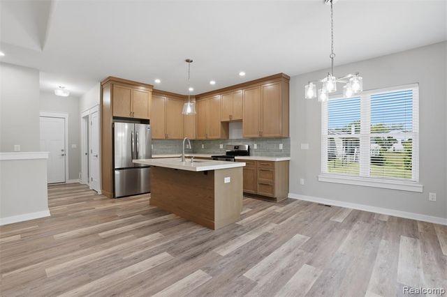 6320 Birch Meadows Lane, Fowlerville, MI 48836