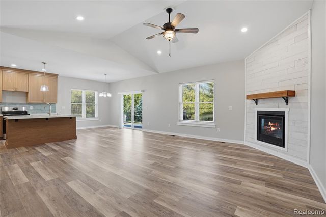 6320 Birch Meadows Lane, Fowlerville, MI 48836
