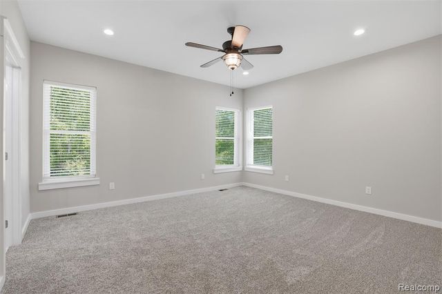 6320 Birch Meadows Lane, Fowlerville, MI 48836
