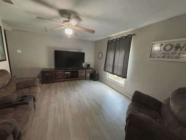 16887 Main Street, Splendora, TX 77372