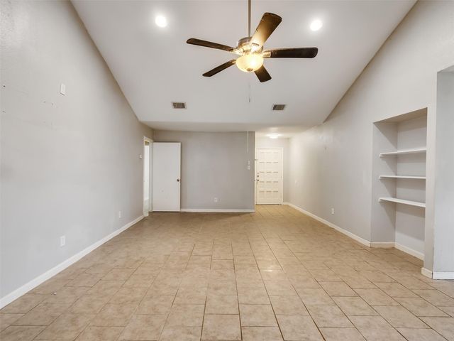 18726 Wood Glen Lane, Houston, TX 77084