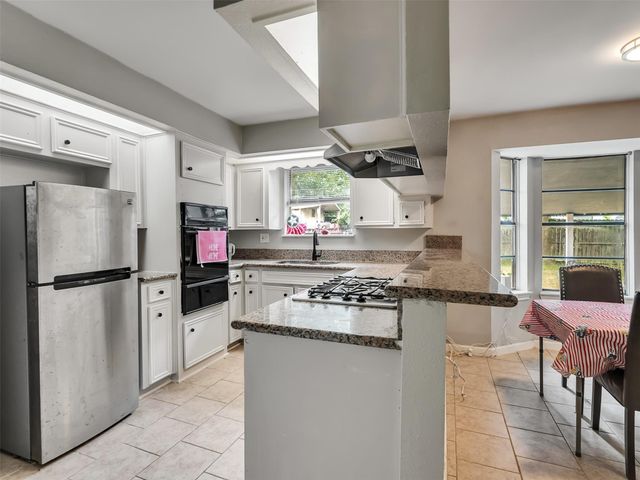 18726 Wood Glen Lane, Houston, TX 77084