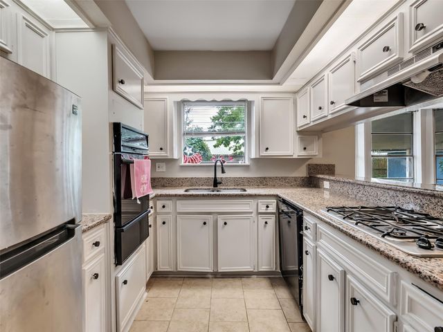 18726 Wood Glen Lane, Houston, TX 77084