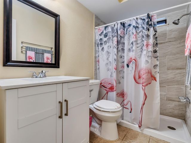 18726 Wood Glen Lane, Houston, TX 77084