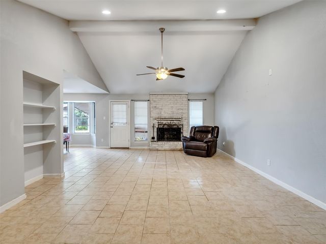 18726 Wood Glen Lane, Houston, TX 77084