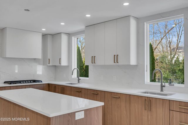 55 Hickory Hill Road, Jackson, NJ 08527