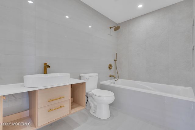 55 Hickory Hill Road, Jackson, NJ 08527