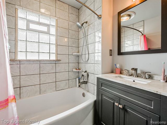 17236 Euclid Avenue, Allen Park, MI 48101