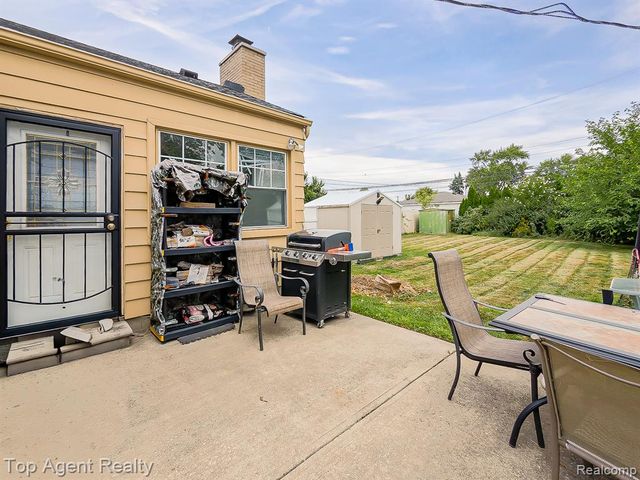 17236 Euclid Avenue, Allen Park, MI 48101