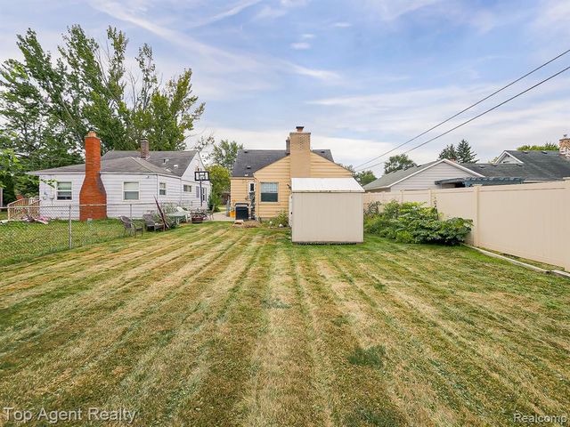 17236 Euclid Avenue, Allen Park, MI 48101