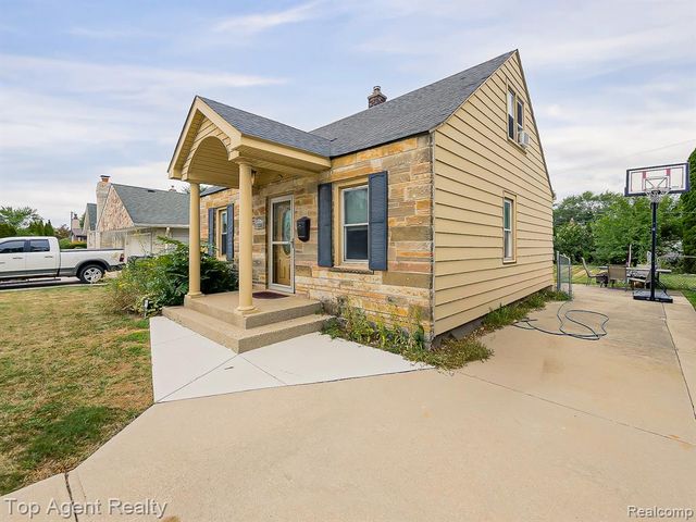 17236 Euclid Avenue, Allen Park, MI 48101