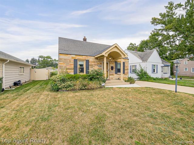 17236 Euclid Avenue, Allen Park, MI 48101