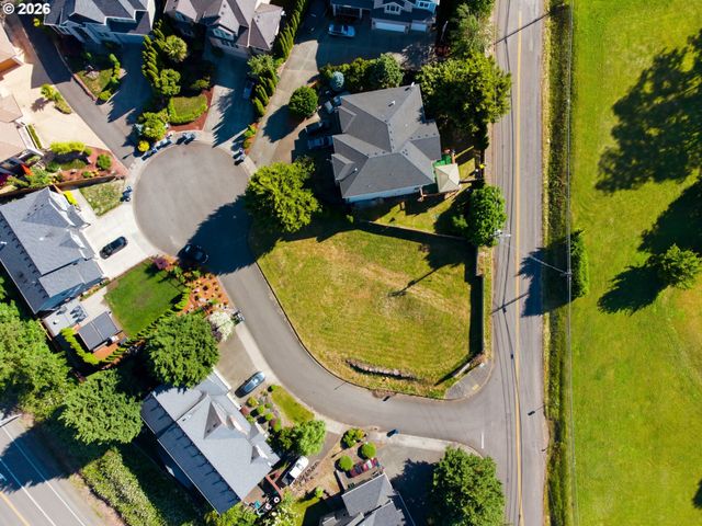445 Ne 43RD Cir, Camas, WA 98607