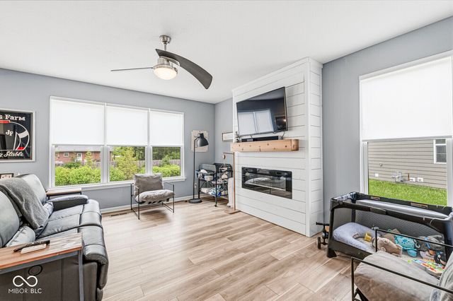 5242 Tulip Tree Drive, Noblesville, IN 46062