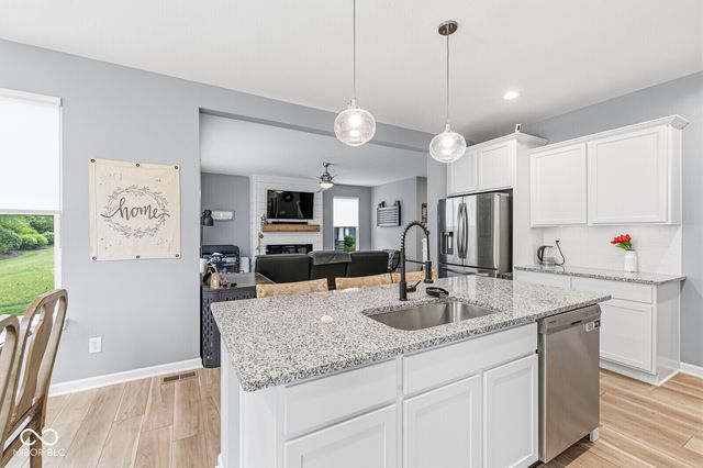5242 Tulip Tree Drive, Noblesville, IN 46062