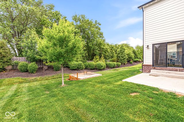 5242 Tulip Tree Drive, Noblesville, IN 46062