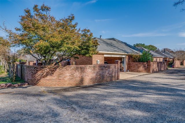 6200 Bell Grove Place, Montgomery, AL 36117