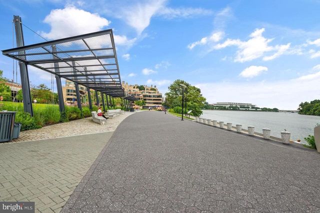 2320 WISCONSIN AVE NW #206, Washington, DC 20007