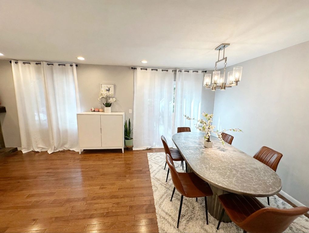 1673 Cove Court, Naperville, IL 60565 — photo 3