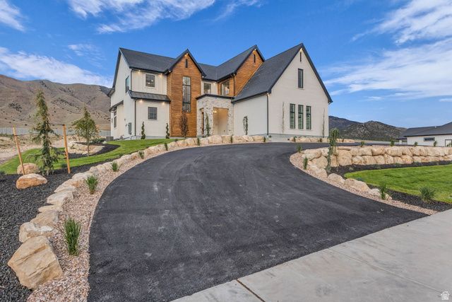 2828 N JOJO RD, Eagle Mountain, UT 84005
