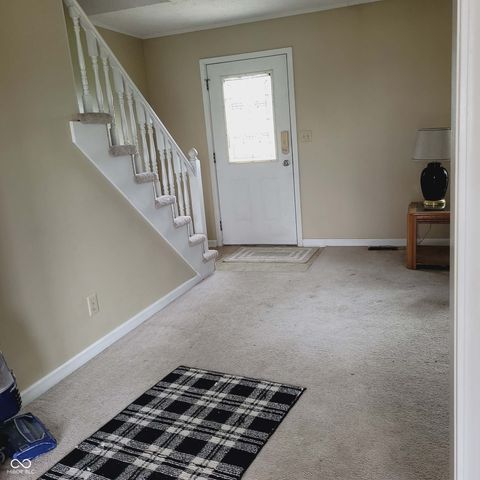7960 W 800 N, Fairland, IN 46126