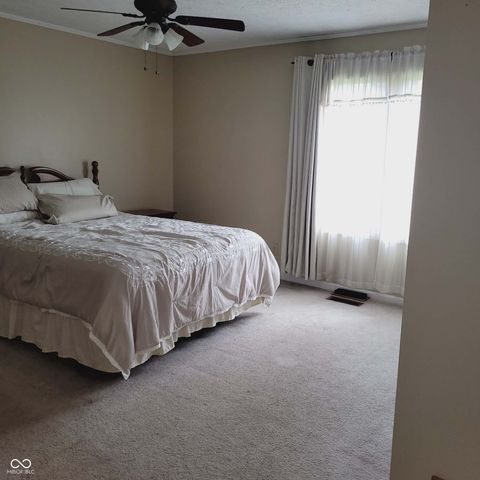 7960 W 800 N, Fairland, IN 46126