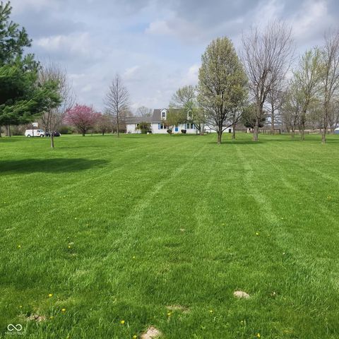 7960 W 800 N, Fairland, IN 46126