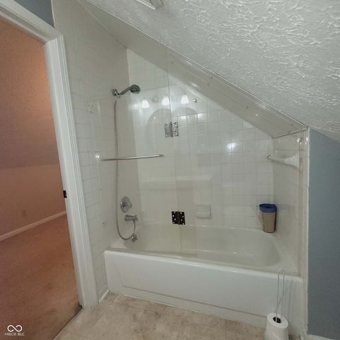 7960 W 800 N, Fairland, IN 46126