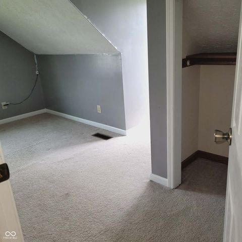 7960 W 800 N, Fairland, IN 46126