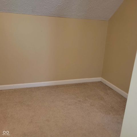 7960 W 800 N, Fairland, IN 46126
