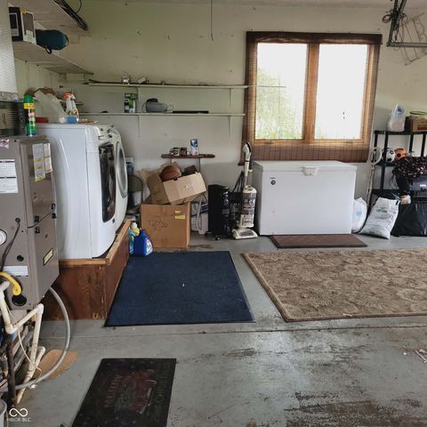 7960 W 800 N, Fairland, IN 46126