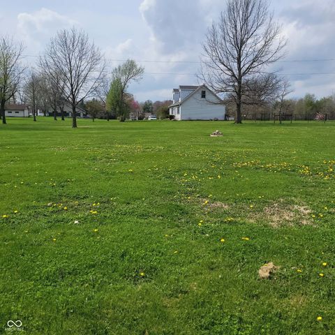 7960 W 800 N, Fairland, IN 46126