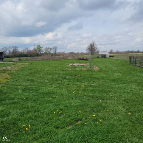 7960 W 800 N, Fairland, IN 46126