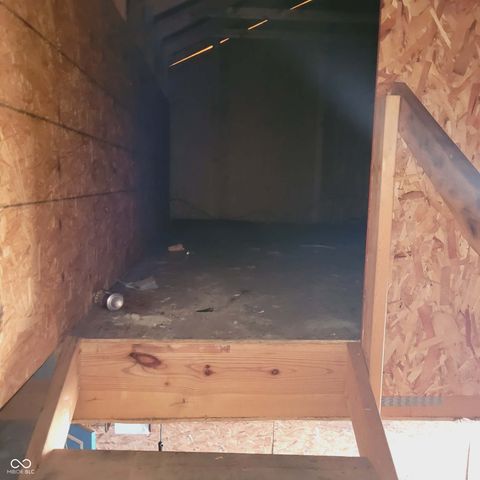 7960 W 800 N, Fairland, IN 46126