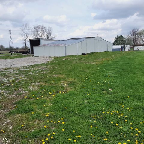 7960 W 800 N, Fairland, IN 46126