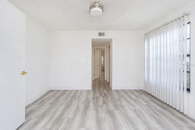 4965 PURITAN CIRCLE 401, Tampa, FL 33617