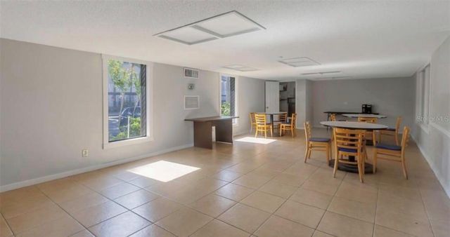 4965 PURITAN CIRCLE 401, Tampa, FL 33617
