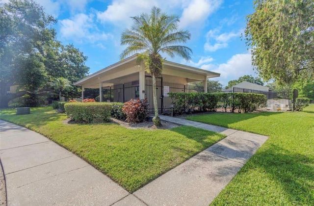 4965 PURITAN CIRCLE 401, Tampa, FL 33617