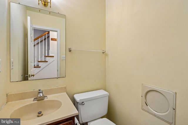10802 DAYFLOWER CT, Reston, VA 20191