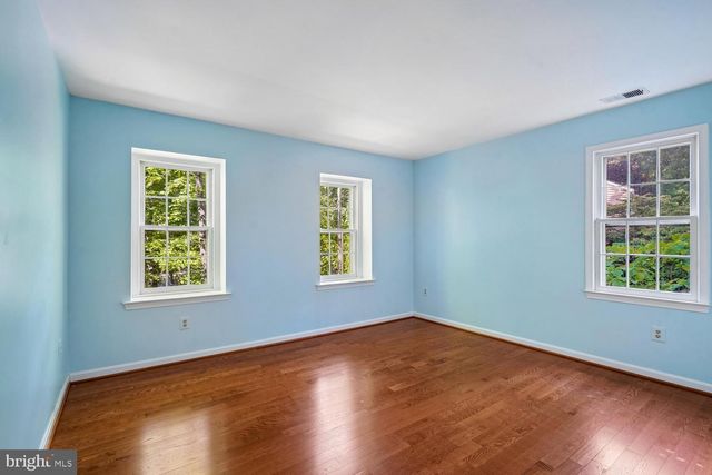 10802 DAYFLOWER CT, Reston, VA 20191
