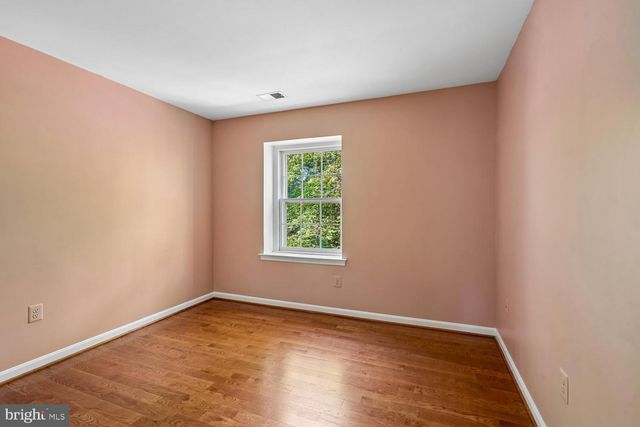 10802 DAYFLOWER CT, Reston, VA 20191