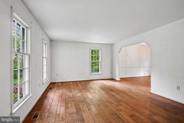 10802 DAYFLOWER CT, Reston, VA 20191