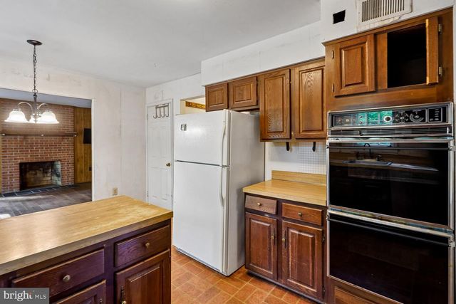 10802 DAYFLOWER CT, Reston, VA 20191