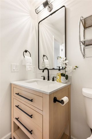 2202 SE 16th Street, Bentonville, AR 72712