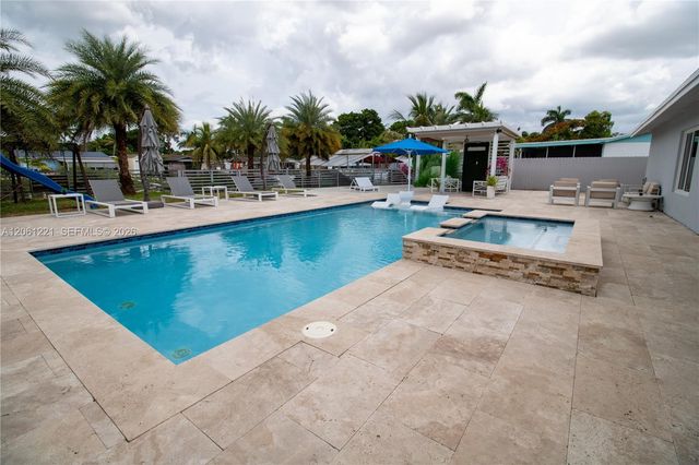 20053 SW 103rd Ave, Cutler Bay, FL 33189