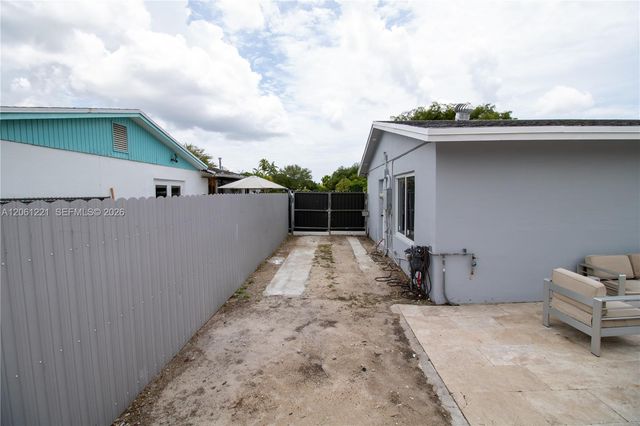 20053 SW 103rd Ave, Cutler Bay, FL 33189