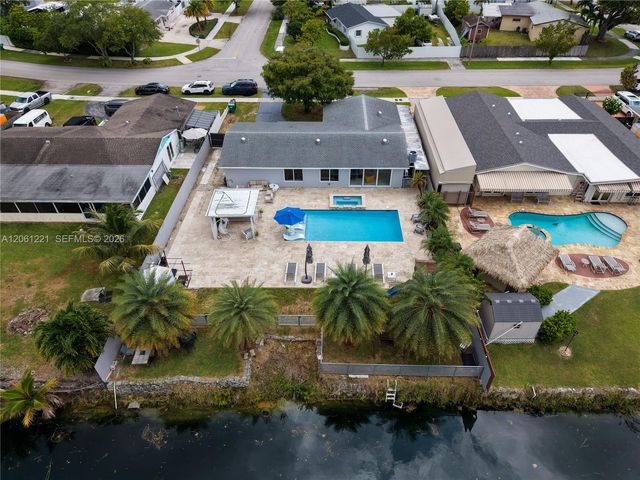 20053 SW 103rd Ave, Cutler Bay, FL 33189