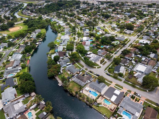 20053 SW 103rd Ave, Cutler Bay, FL 33189