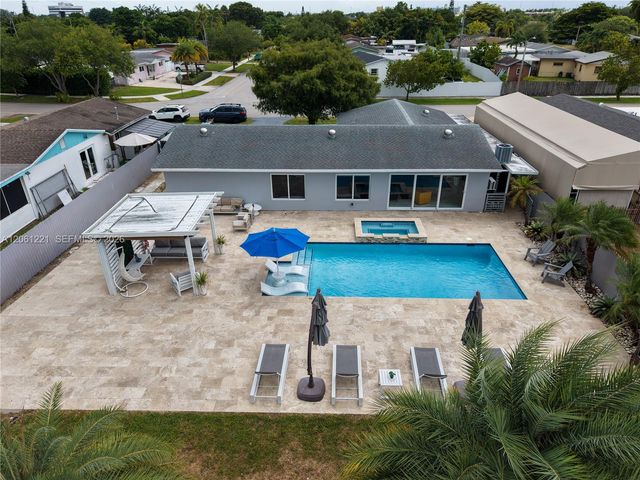 20053 SW 103rd Ave, Cutler Bay, FL 33189