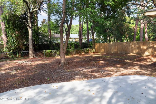 2807 Pinewood Avenue, Pascagoula, MS 39567